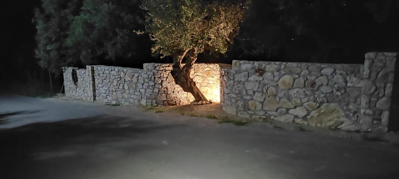 Aiolos Kalamaki  Exteriör bild